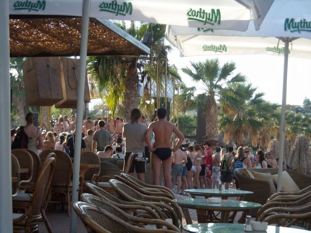 i/Kranj/Absolvent08/02-StarBeach/absolvent 1384.jpg_640.jpg